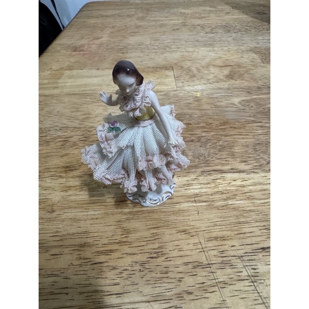 vintage Dresden porcelain ballerina figurine from‎ Germany